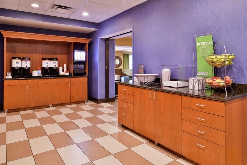 Hampton Inn By Hilton Harrisonburg-South image 18