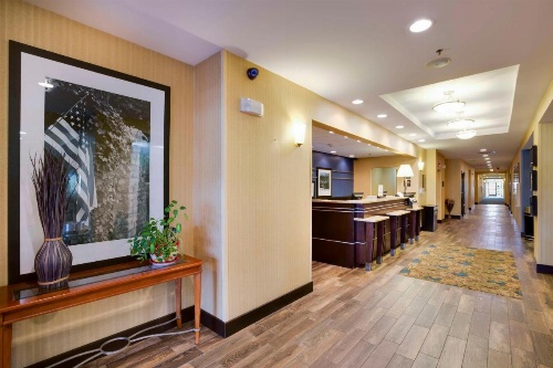 Hampton Inn By Hilton Harrisonburg-South image 21